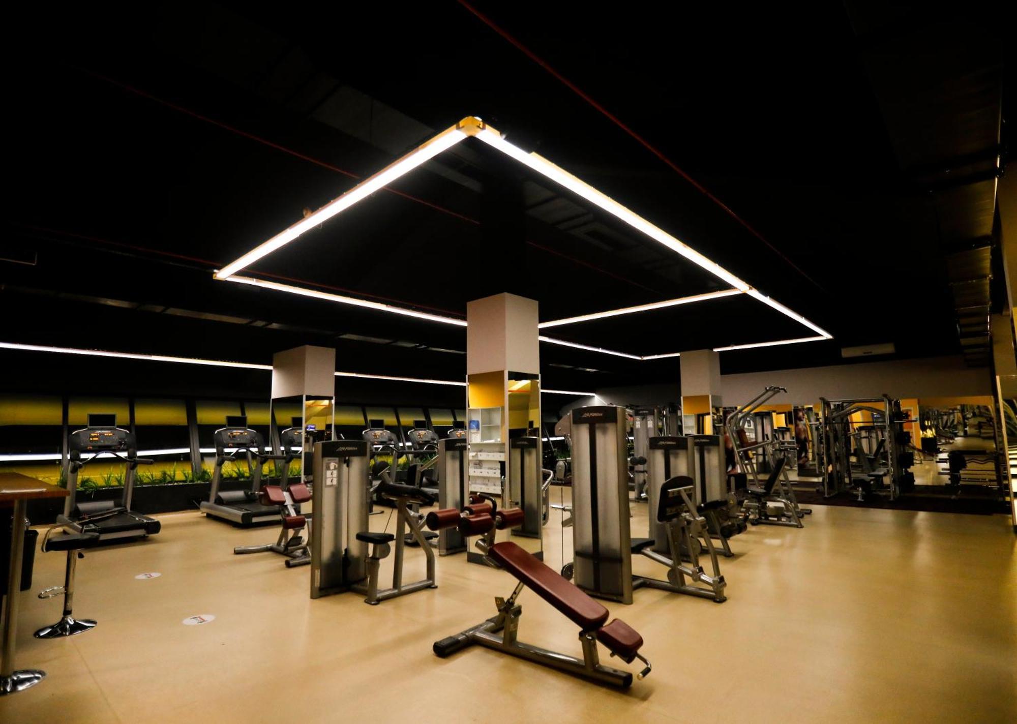 فندق Fier Life Center قيصرية المظهر الخارجي الصورة