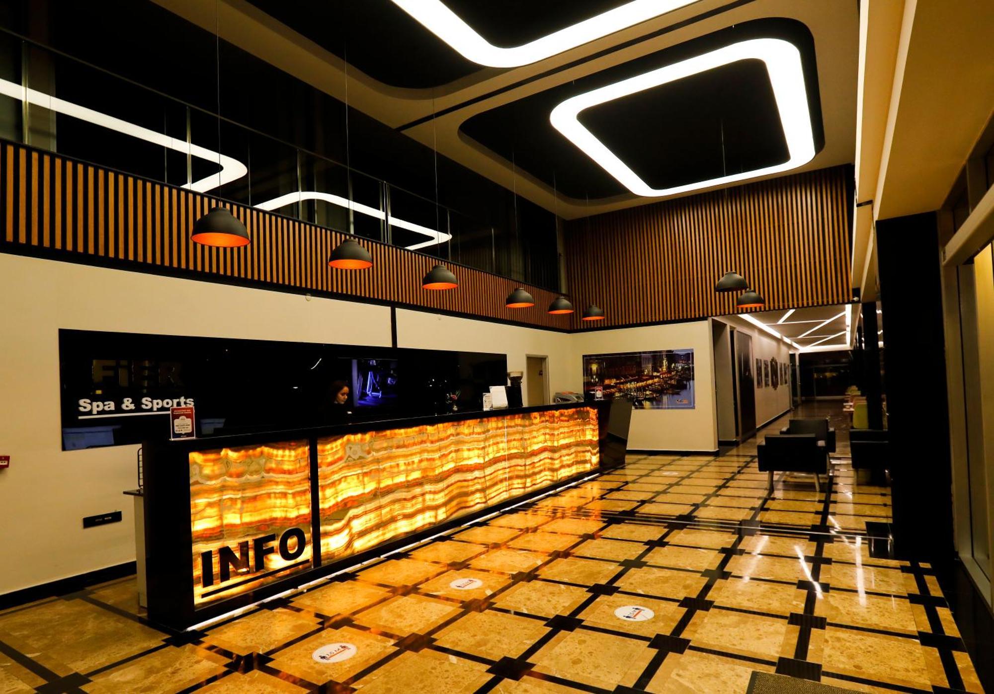فندق Fier Life Center قيصرية المظهر الخارجي الصورة